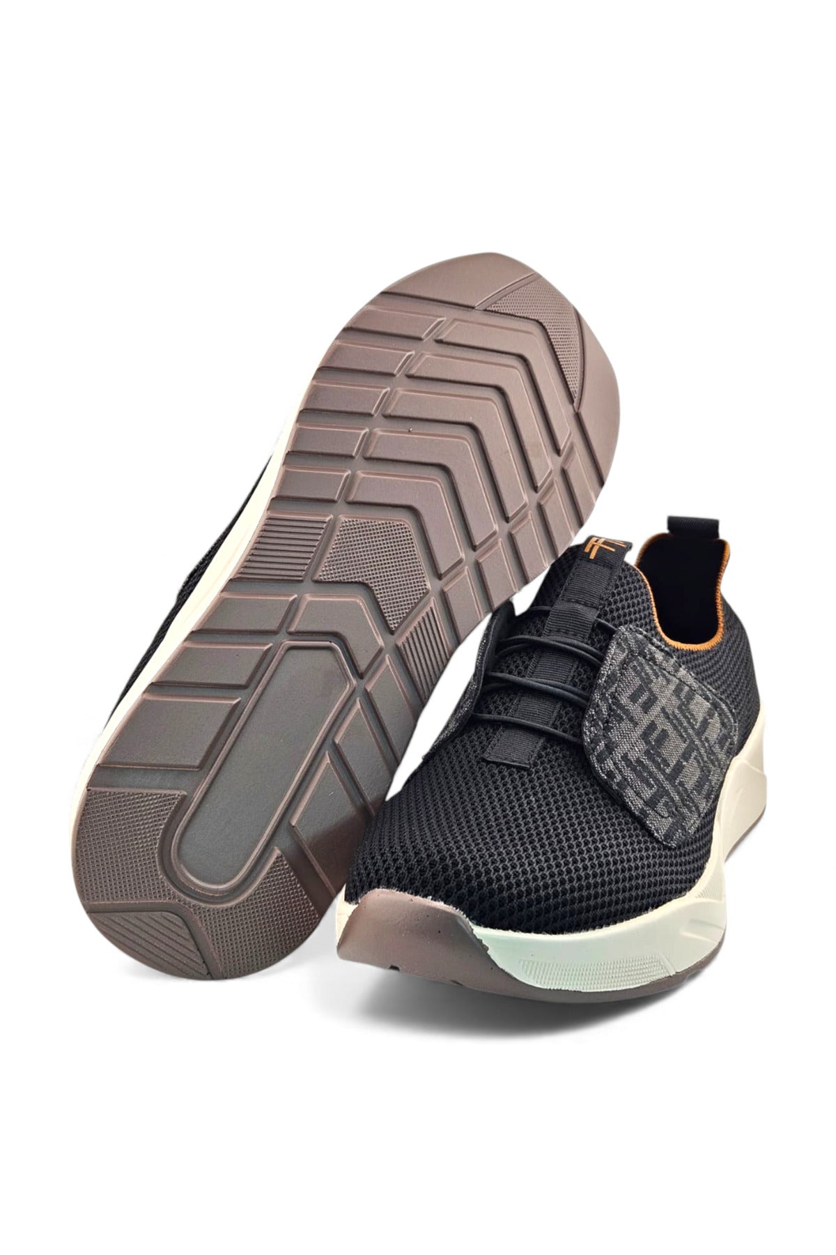 Black / Dark Grey