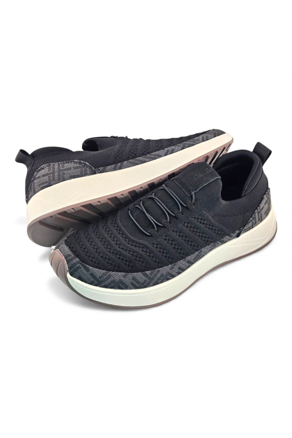 Black / Dark Grey