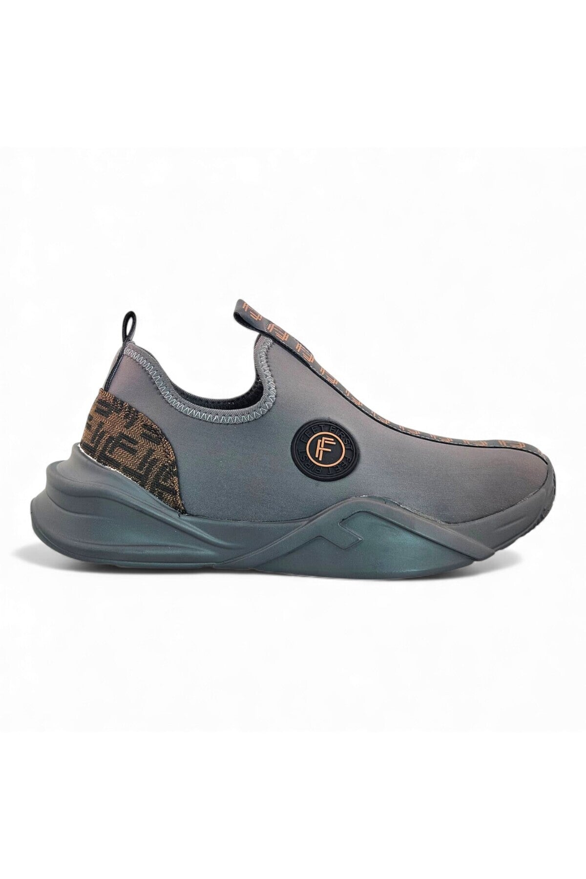 Dark Grey / Brown